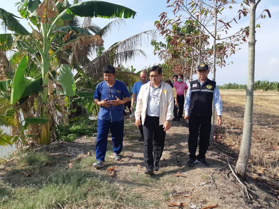 นายชัยพจน์ จรูญพงศ์ รองผู้ว่าราชการจังหวัดสมุทรปราการ เยี่ยมชมศูนย์การเรียนรู้ด้านเกษตรผสมผสาน(ไร่นาสวนผสม)