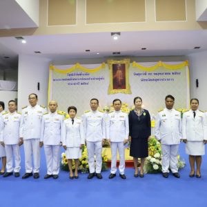 จังหวัดสมุทรปราการจัดพิธีวางพวงมาลาถวายราชสักการะ เนื่องในวันที่ระลึก “พระบาทสมเด็จพระปกเกล้าเจ้าอยู่หัว” เพื่อน้อมสำนึกถึงพระมหากรุณาธิคุณของพระองค์ท่านที่มีต่อพสกนิกรชาวไทย
