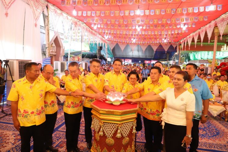 จังหวัดสมุทรปราการ เปิดงานประเพณีรับบัว ประจำปี 2568 สืบสานอัตลักษณ์ท้องถิ่น ประเพณีหนึ่งเดียวในโลก แห่งเดียวในประเทศไทย สืบสานประเพณีท้องถิ่นของอำเภอบางพลี ระหว่างวันที่ 3 – 6 ตุลาคม 2568  ณ วัดบางพลีใหญ่ใน พระอารามหลวง และที่ว่าการอำเภอบางพลี  อำเภอบางพลี  จังหวัดสมุทรปราการ
