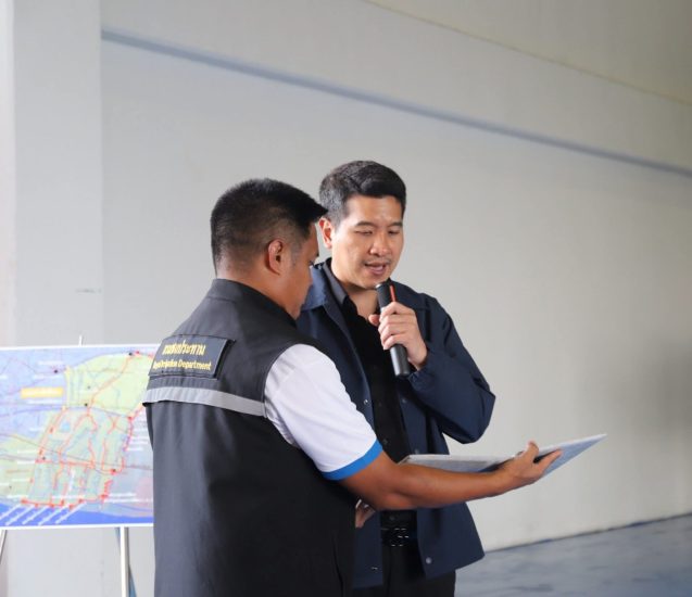 จังหวัดสมุทรปราการ—เลขาฯสำนักงานทรัพยากรน้ำแห่งชาติ ตรวจติดตามการบริหารจัดการน้ำลงอ่าวไทย