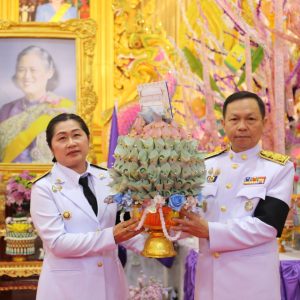 สำนักงานพัฒนาชุมชนจังหวัดสมุทรปราการ จัดพิธีทอดผ้าป่าสมทบกองทุนพัฒนาเด็กชนบท ในพระราชูปถัมภ์สมเด็จพระเทพรัตนราชสุดาฯ สยามบรมราชกุมารี จังหวัดสมุทรปราการ เพื่อจัดหาทุนในการช่วยเหลือเด็กด้อยโอกาส